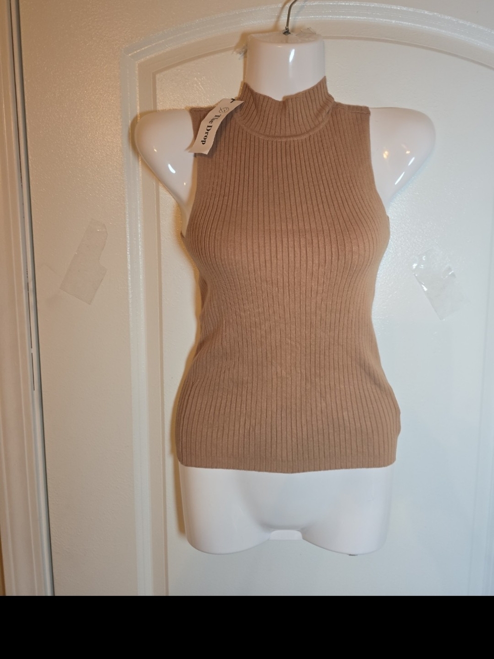 The Drop Women's Karolina Sleeveless Mockneck top  XXS